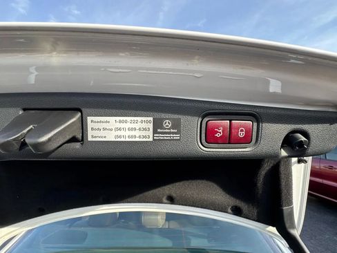 Used 2018 Mercedes-Benz E 300 image 30