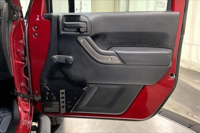 Used 2012 Jeep Wrangler Sport AWD/4WD image 23