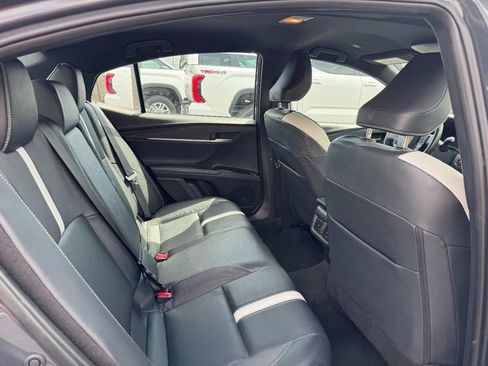 Used 2025 Toyota Camry SE FWD image 13