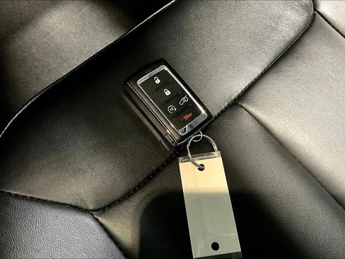 Used 2022 Jeep Grand Cherokee Limited 4xe image 32