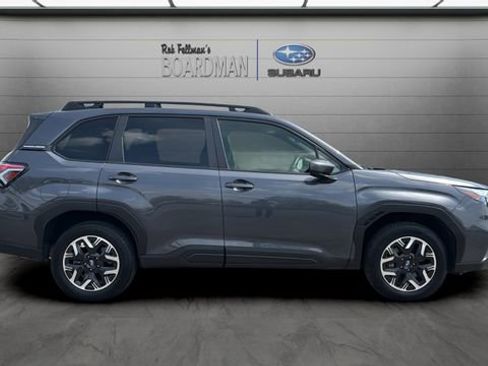 Used 2025 Subaru Forester Premium w/ Convenience Package #1 AWD/4WD image 3