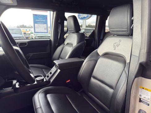 New 2025 Ford Bronco Big Bend w/ Black Diamond Package image 15