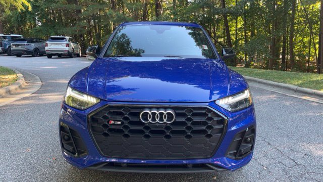 Used 2023 Audi SQ5 Prestige w/ Prestige Package AWD/4WD image 3
