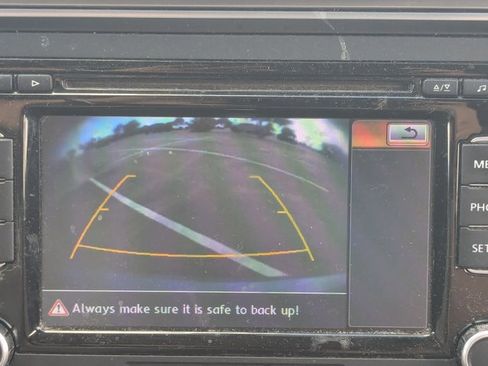 Used 2015 Volkswagen Passat 1.8T Limited Edition image 8