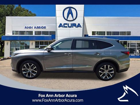 Certified 2023 Acura MDX SH-AWD w/ Technology Package image 2