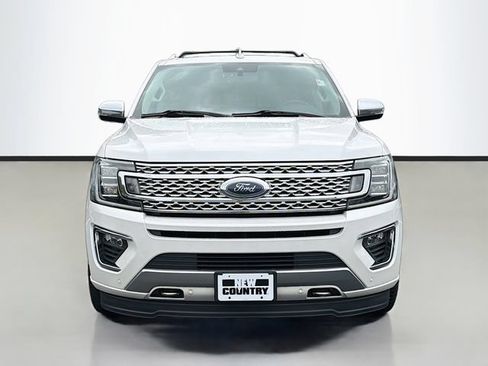 Used 2019 Ford Expedition Platinum AWD/4WD image 2