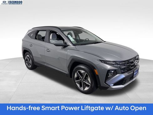 Used 2025 Hyundai Tucson SEL FWD image 7