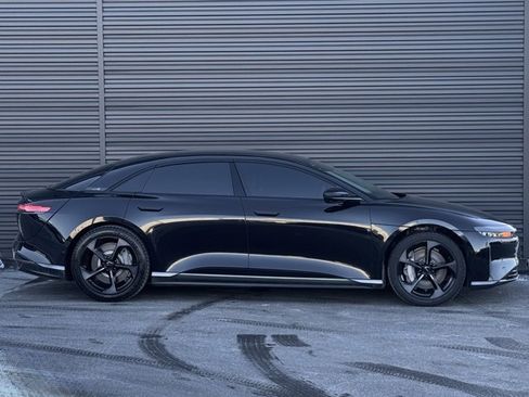 Used 2025 Lucid Air Touring image 8