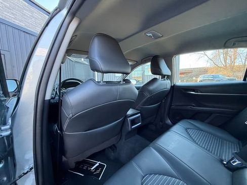 Used 2024 Toyota Camry SE image 16