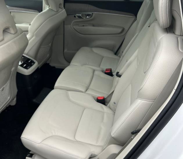 Used 2024 Volvo XC90 T8 Plus AWD/4WD image 7