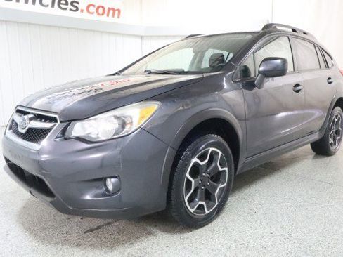 Used 2013 Subaru Crosstrek 2.0i Premium AWD/4WD image 2