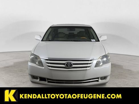 Used 2006 Toyota Avalon Limited FWD image 8