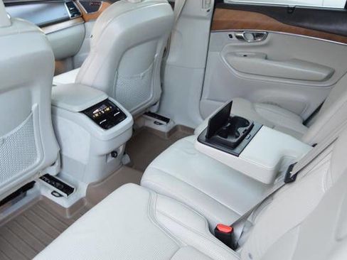 Used 2016 Volvo XC90 T6 Inscription image 28