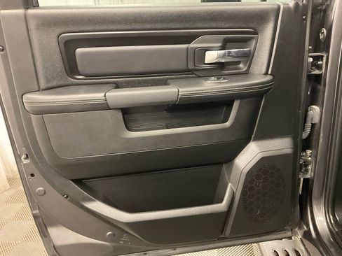 Used 2017 RAM 1500 Rebel w/ Luxury Group image 33