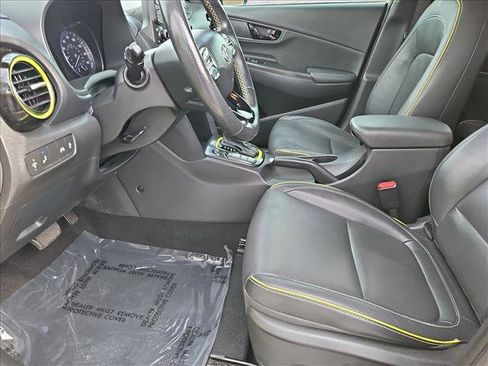 Used 2020 Hyundai Kona Limited w/ Cargo Package image 16