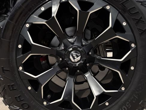 Used 2019 Toyota Tundra SR5 w/ TRD Sport Package image 9