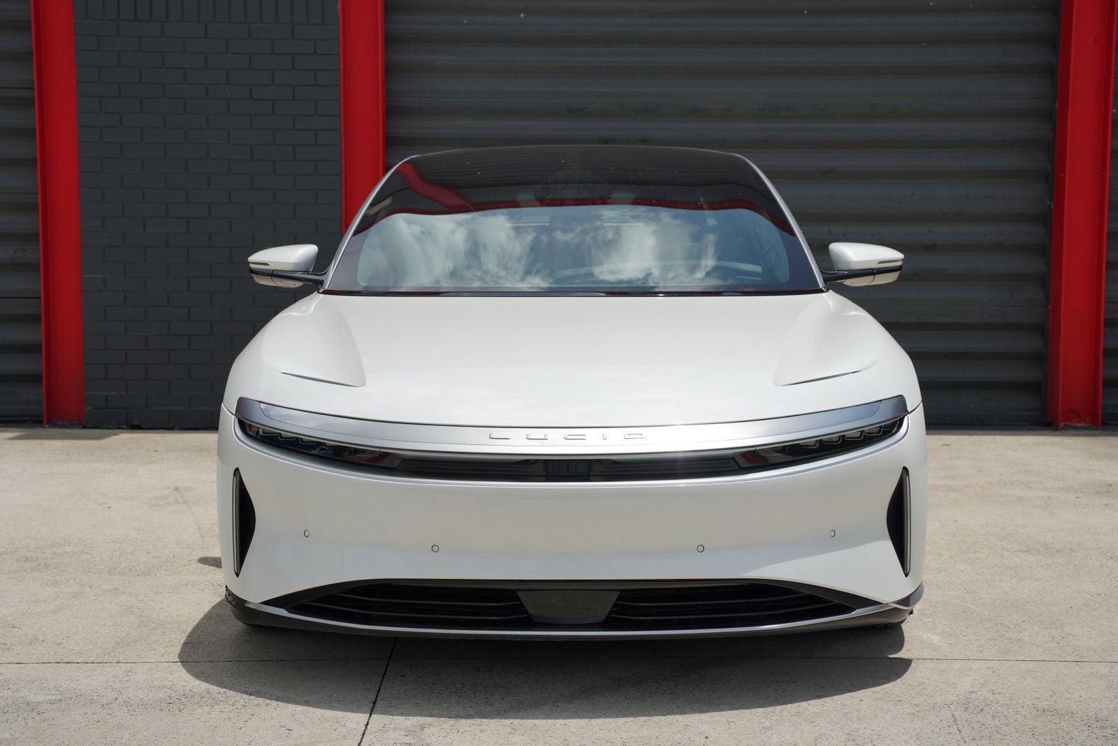 Used 2023 Lucid Air Touring AWD/4WD image 2