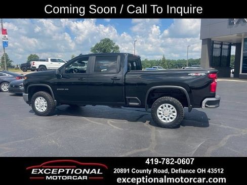 Used 2024 Chevrolet Silverado 2500 LT AWD/4WD image 3