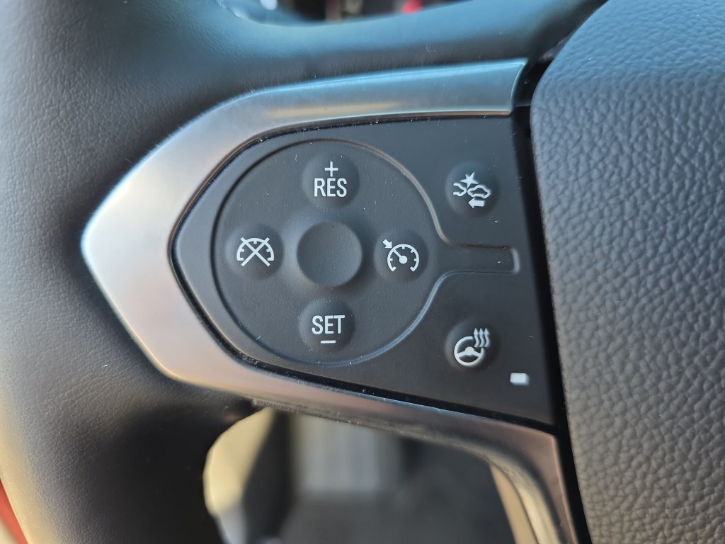 Used 2023 Chevrolet Traverse Premier AWD/4WD image 19