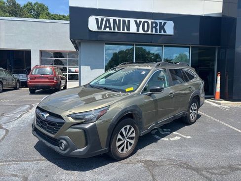Used 2024 Subaru Outback Premium AWD/4WD image 8