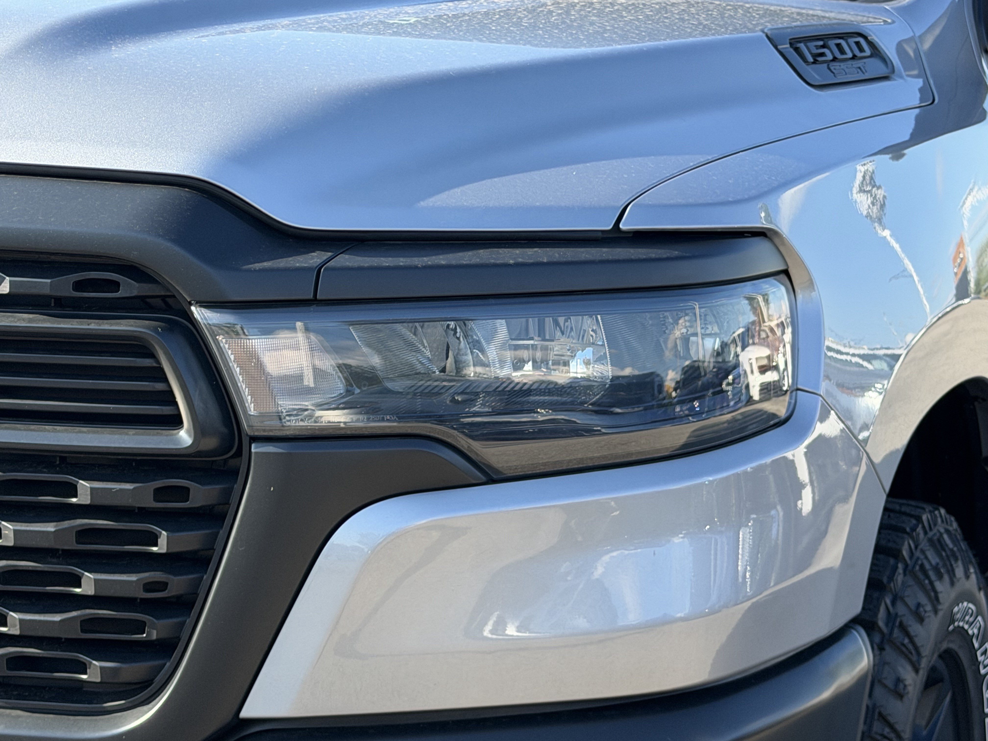 Used 2025 RAM 1500 Warlock AWD/4WD image 6