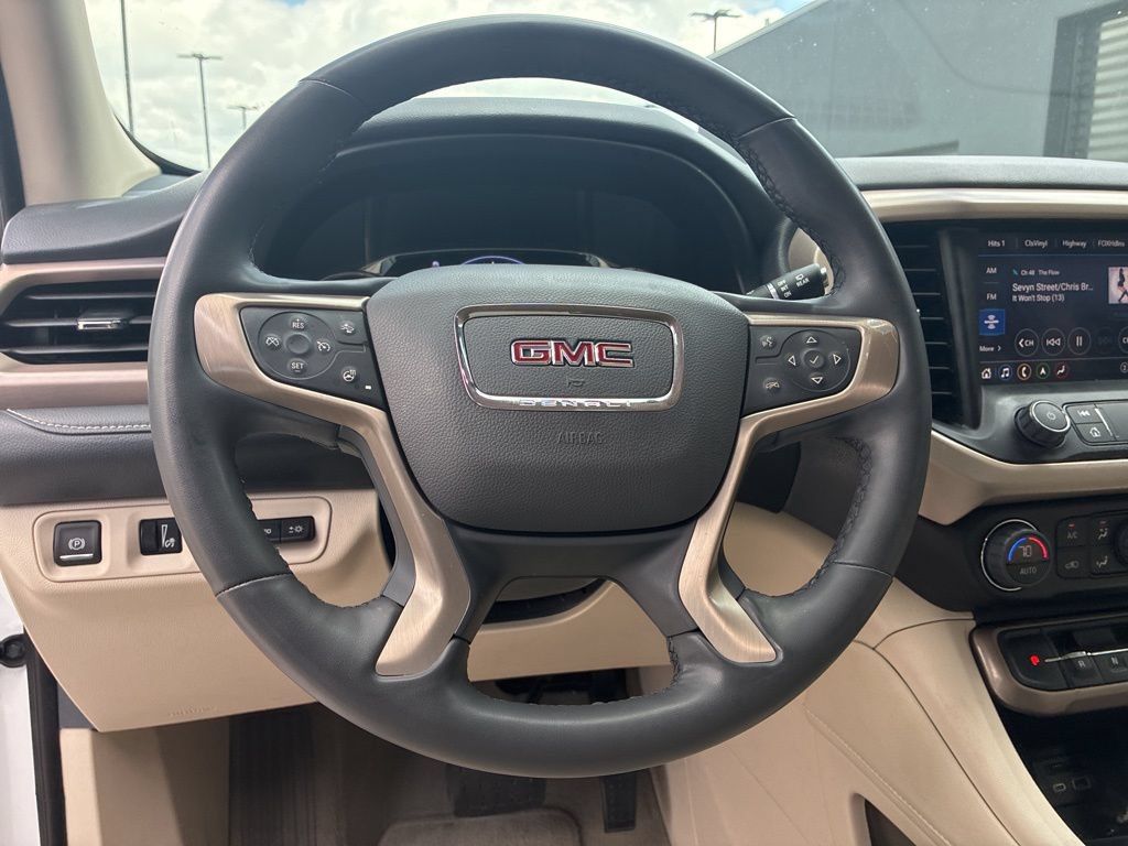 Used 2023 GMC Acadia Denali AWD/4WD image 18