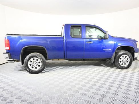 Used 2013 GMC Sierra 2500 SLE w/ SLE Preferred Package image 8