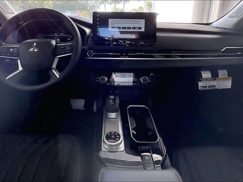 New 2026 Mitsubishi Outlander SEL FWD image 5