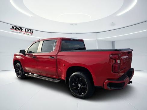 Used 2023 Chevrolet Silverado 1500 Custom w/ LPO, Dark Essentials Package RWD image 5