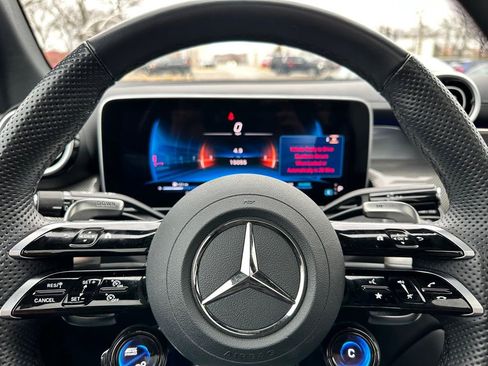 Used 2025 Mercedes-Benz GLC 43 AMG 4MATIC image 27