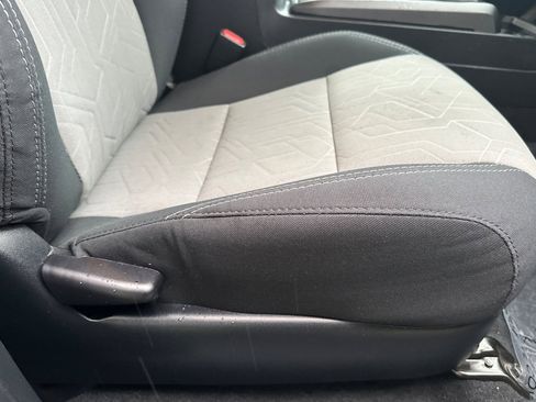 Used 2021 Toyota Tacoma TRD Sport w/ Technology Package image 22