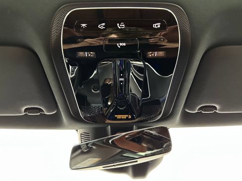 Used 2025 Mercedes-Benz C 300 Sedan image 39