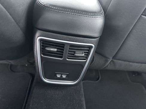 Used 2022 Chrysler 300 Touring image 17