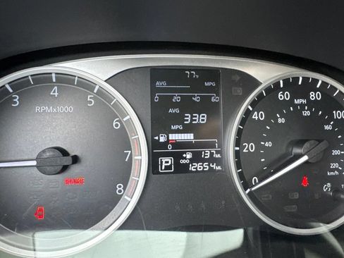 Used 2025 Nissan Kicks Play S FWD image 16