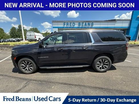 Used 2023 Chevrolet Suburban LT w/ LT Signature Plus Package AWD/4WD image 7