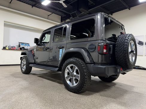 Used 2020 Jeep Wrangler Unlimited Sahara w/ Uconnect 4C Nav & Sound Group AWD/4WD image 7