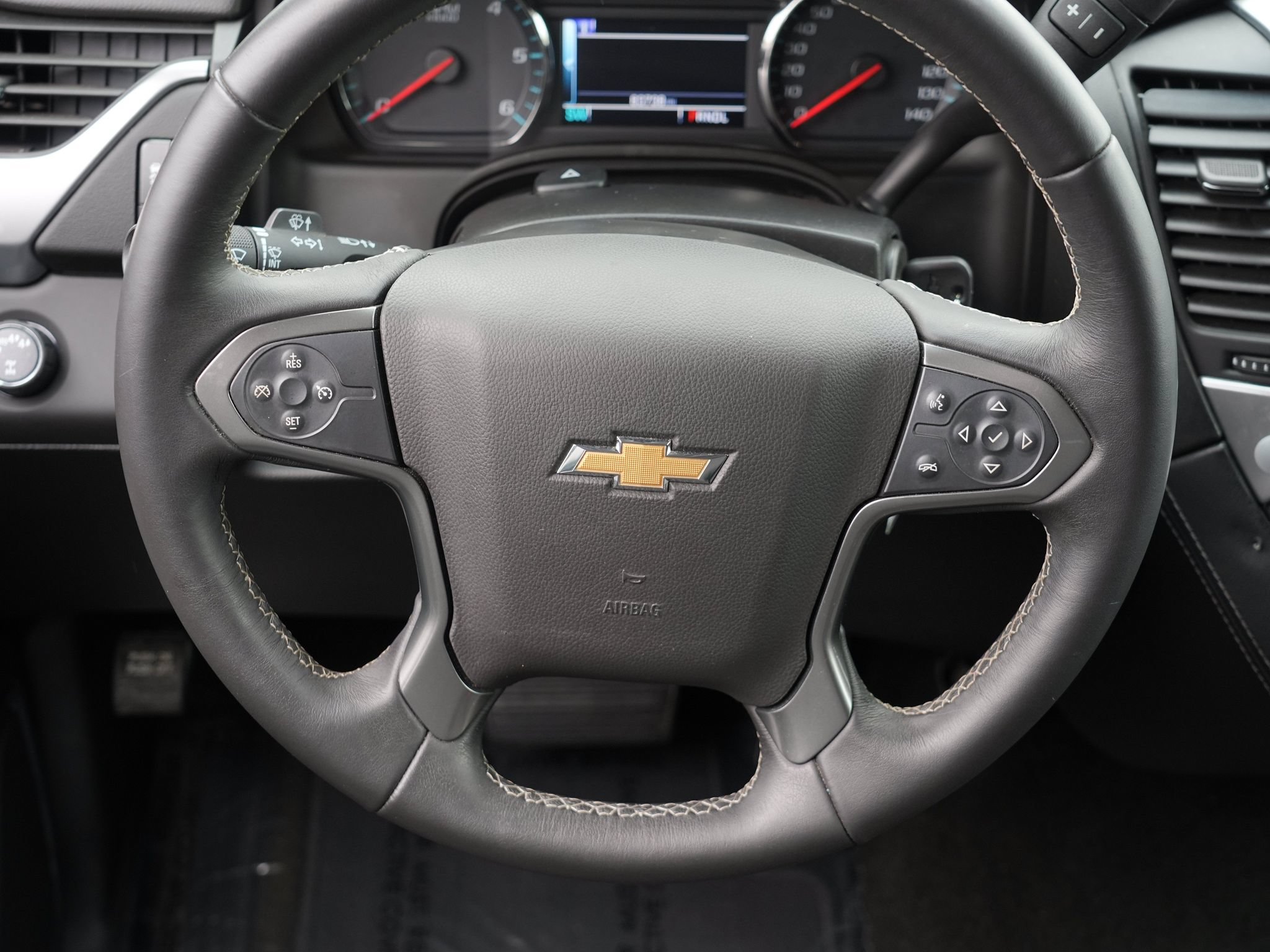 Used 2018 Chevrolet Tahoe LS w/ Skid Plate Package AWD/4WD image 24