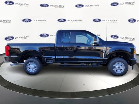 New 2026 Ford F350 XLT w/ FX4 Off-Road Package image 6