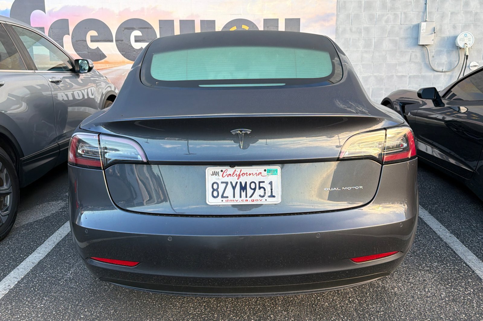 Used 2022 Tesla Model 3 Long Range AWD/4WD image 6