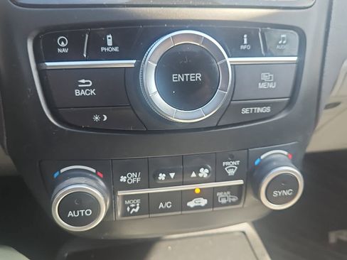 Used 2017 Acura RDX w/ Technology Package image 18