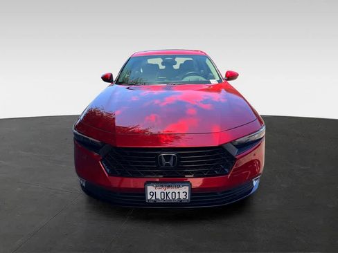 Used 2024 Honda Accord Touring image 6