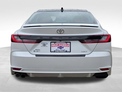 Used 2025 Toyota Camry Hybrid AWD/4WD image 7