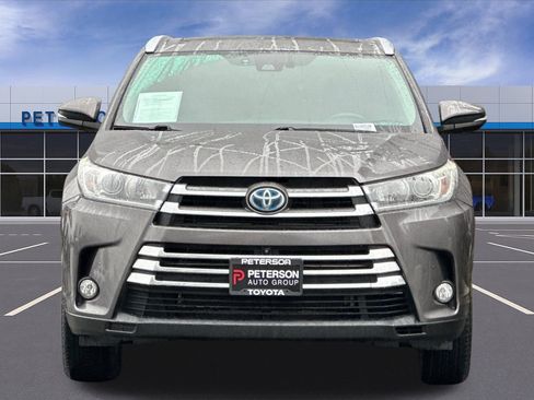 Used 2018 Toyota Highlander Limited image 10