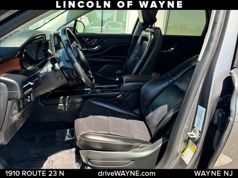 Certified 2022 Lincoln Corsair Reserve w/ Equipment Group 201A AWD/4WD image 12