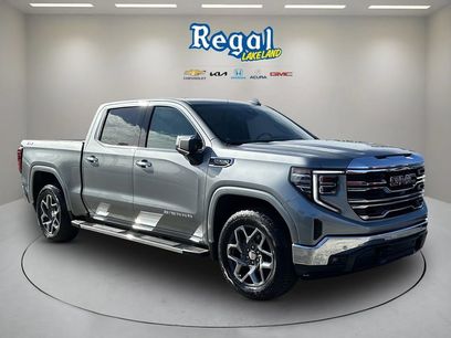 Used 2025 GMC Sierra 1500 SLT w/ SLT Premium Plus Package