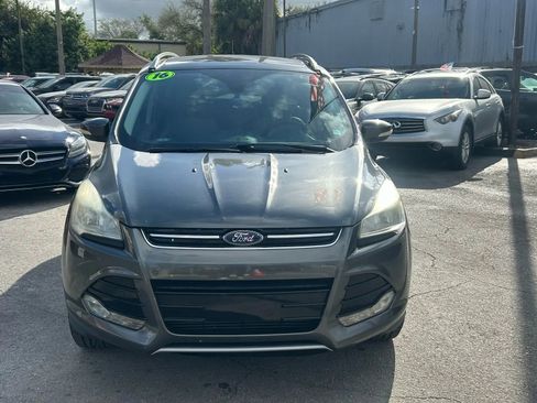 Used 2016 Ford Escape Titanium image 3