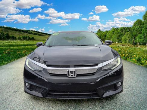 Used 2016 Honda Civic Touring image 8