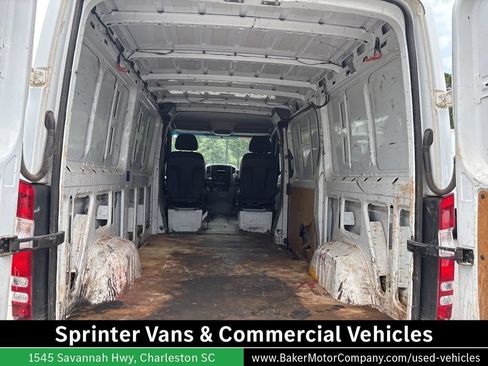 Used 2016 Mercedes-Benz Sprinter 2500 image 16