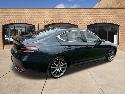 Used 2025 Genesis G70 2.5T AWD/4WD image 6