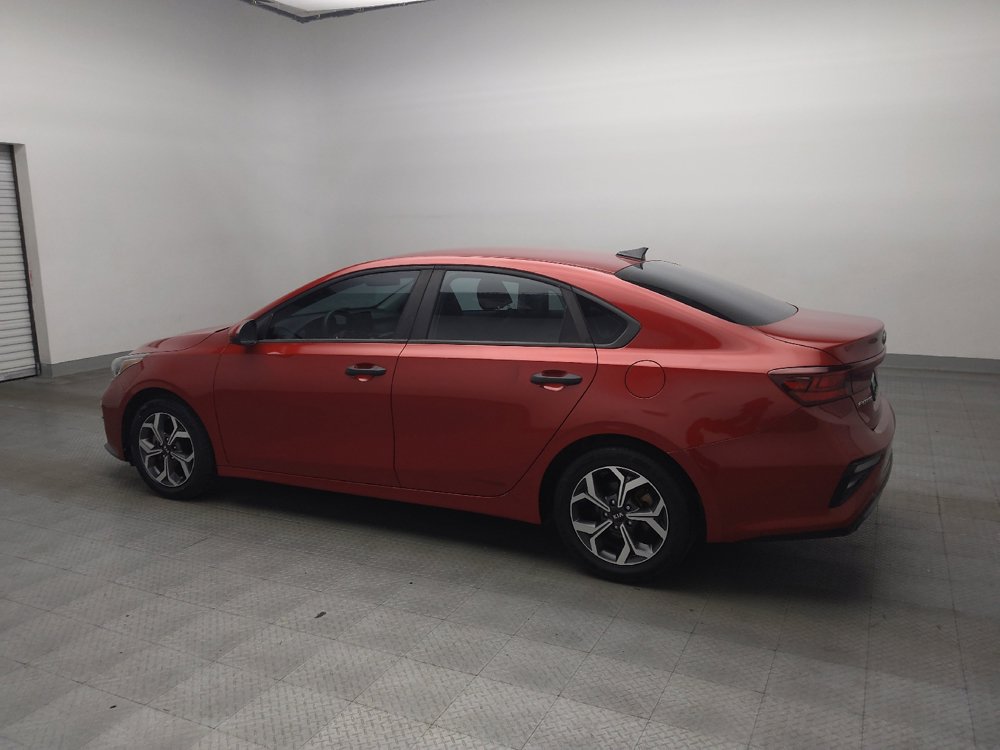 Used 2019 Kia Forte LXS FWD image 3